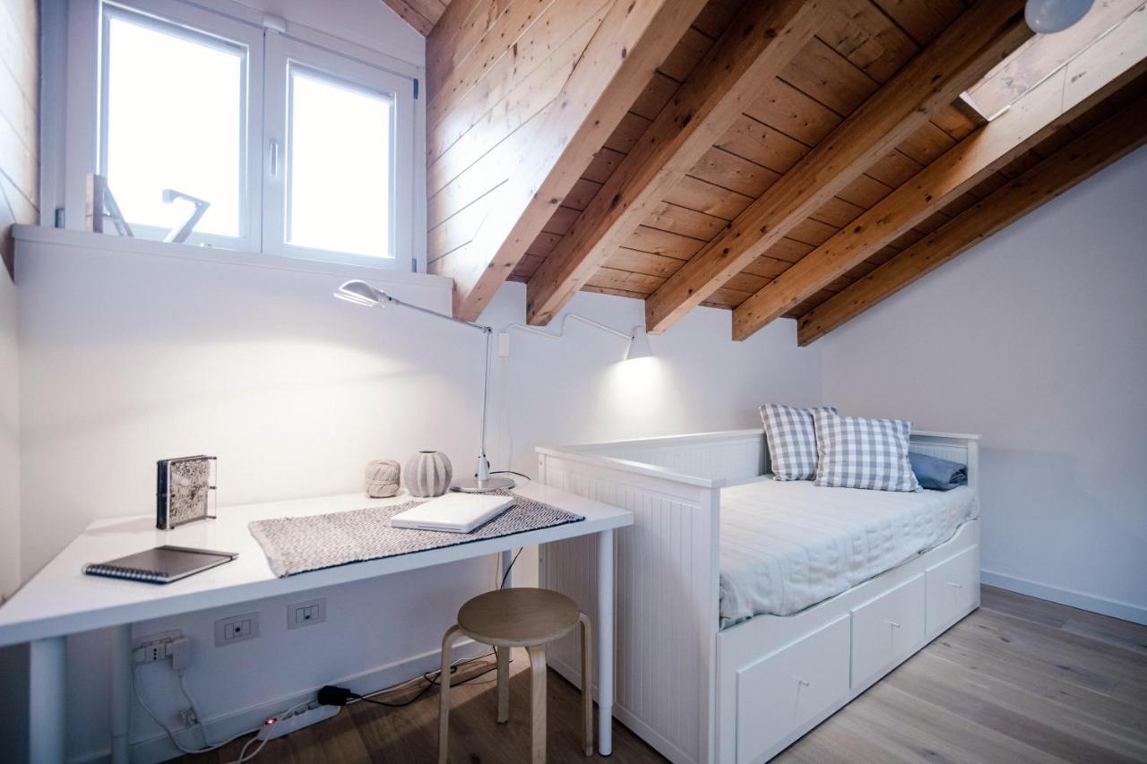 Modern Luxury Attic - Bymyhomeincomo Exterior photo